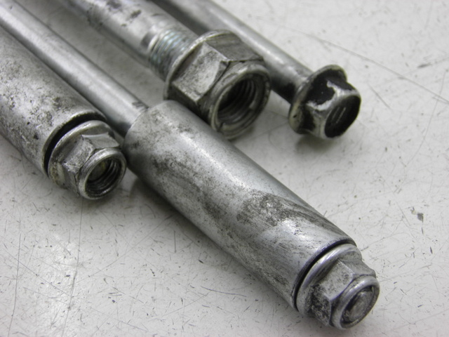 photo de ENGINE AXLE HYOSUNG COMET GT 125 (2002 - 2007) - Alternative perspective