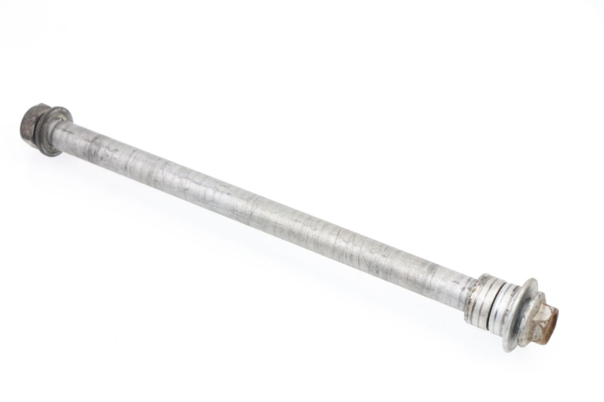 photo de REAR WHEEL AXLE HONDA CBF N 600 (2008 - 2010)