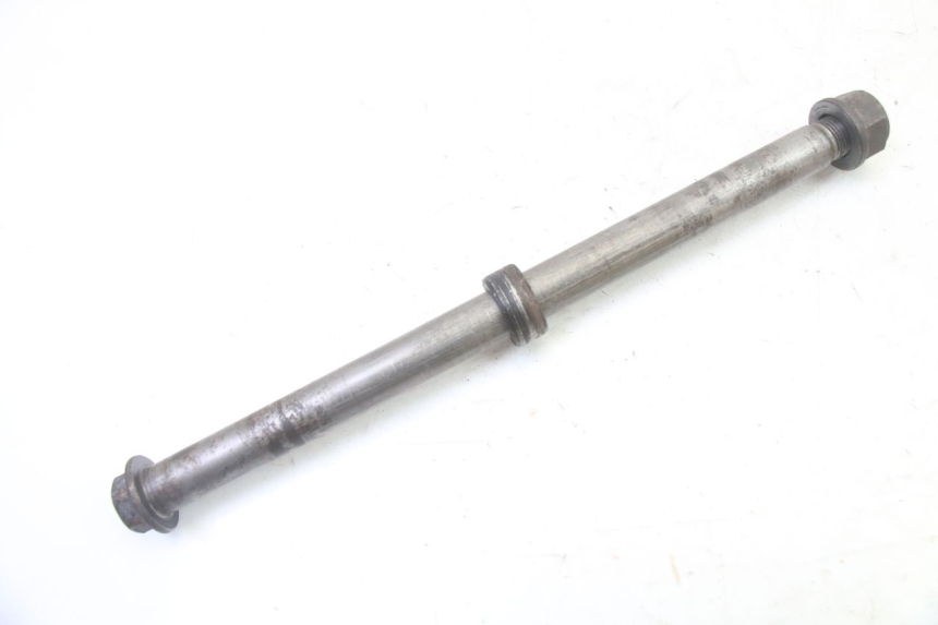 photo de REAR WHEEL AXLE HONDA CBR RR FIREBLADE 900 (1992 - 1994)