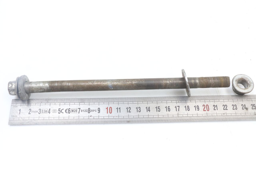 photo de REAR WHEEL AXLE CCR DIRT BIKE 125