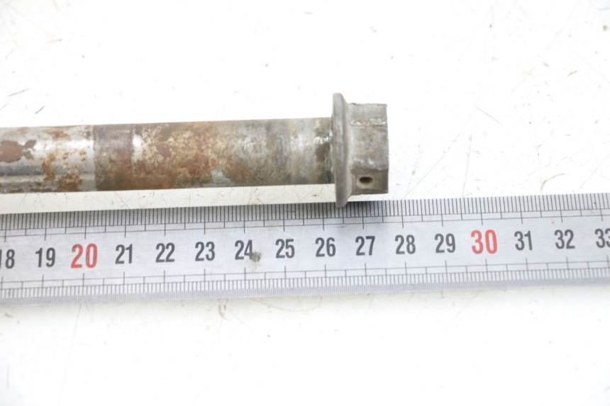 photo de REAR WHEEL AXLE SHERCO CITY CORP 125 (2003 - 2007)