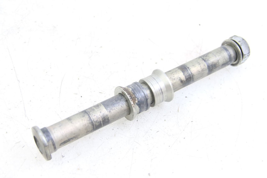 photo de REAR WHEEL AXLE HONDA CRF 250 (2010 - 2013)
