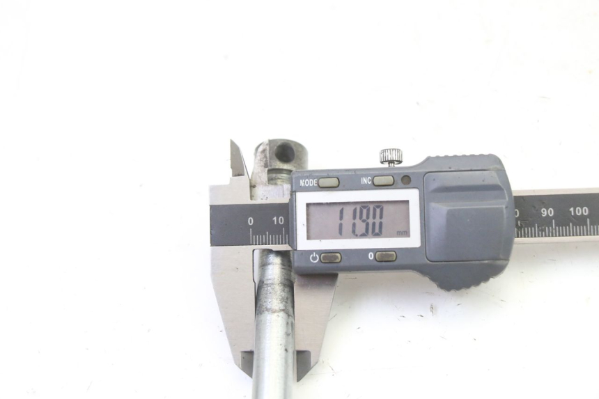 photo de REAR WHEEL AXLE SKYTEAM DAX REPLICA 110 (2005 - 2015)