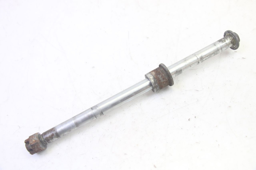 photo de REAR WHEEL AXLE KAWASAKI GPX R WARBIRD 600 (1988 - 1993) - Component detail