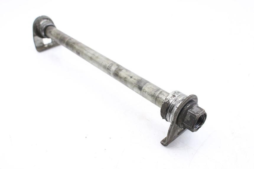 photo de REAR WHEEL AXLE SUZUKI GSF S BANDIT 600 (2000 - 2004)