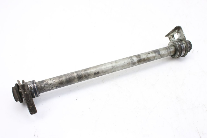 photo de REAR WHEEL AXLE SUZUKI GSF S BANDIT 600 (2000 - 2004)