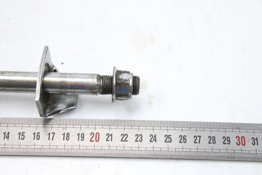 photo de REAR WHEEL AXLE KEEWAY TX 50 (2008 - 2015)