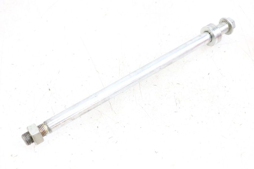 photo de REAR WHEEL AXLE ASTOR ORCAL 125 (2015 - 2017)