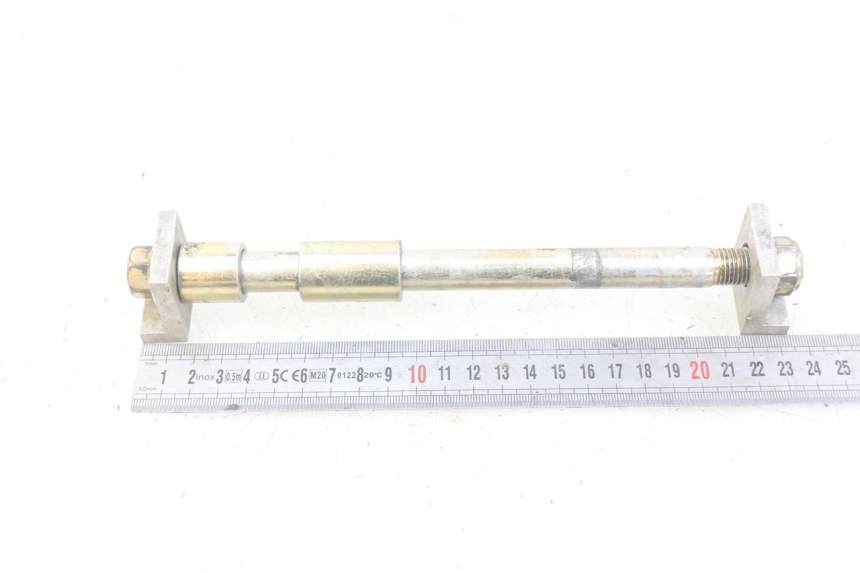 photo de REAR WHEEL AXLE APOLLO RFZ 150