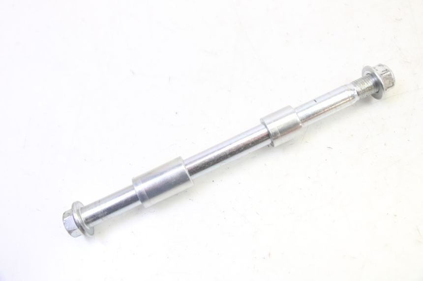 photo de REAR WHEEL AXLE APOLLO RFZ 125