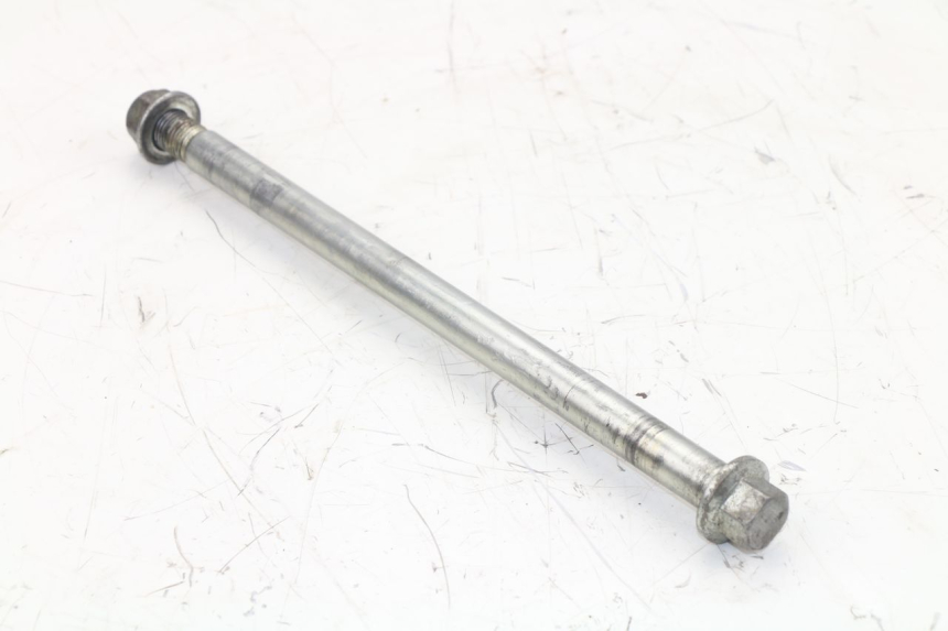 photo de REAR WHEEL AXLE RAZZO STR 50 (2009 - 2018)