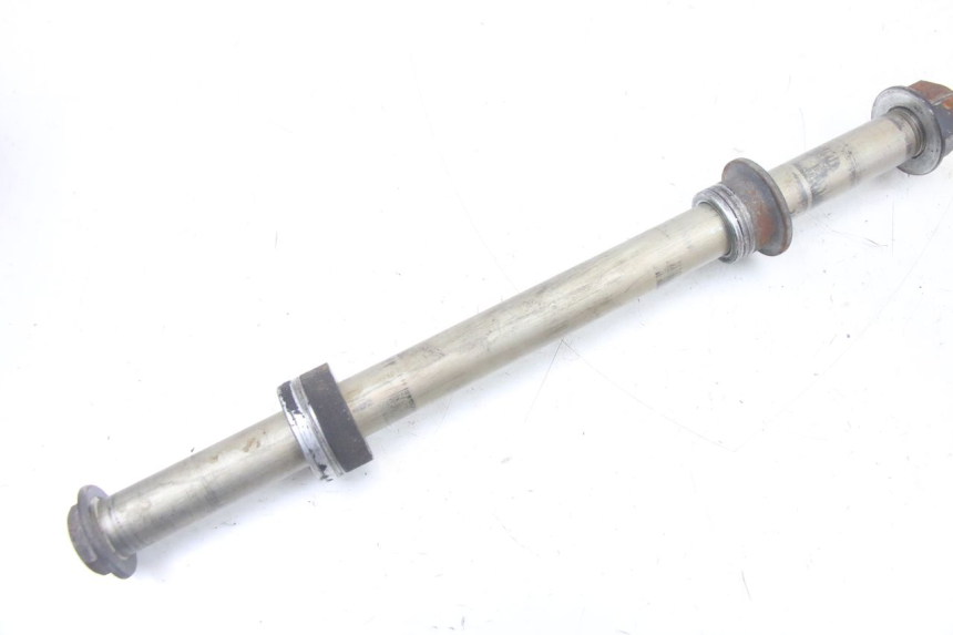 photo de REAR WHEEL AXLE SUZUKI GSX F GSXF 650 (2007 - 2015)