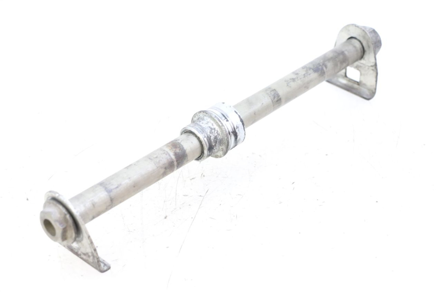 photo de REAR WHEEL AXLE SUZUKI GSX F GSXF 650 (2007 - 2015)