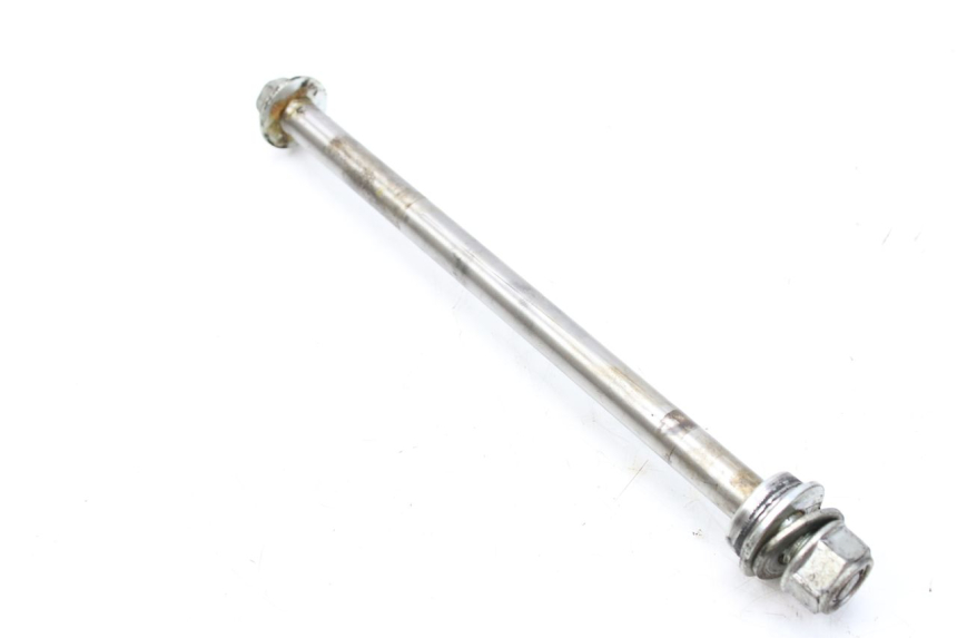 photo de REAR WHEEL AXLE SYM HUSKY 125 (1999 - 2005)