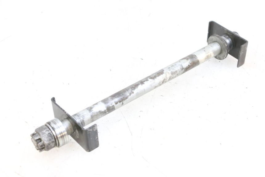 photo de REAR WHEEL AXLE KAWASAKI ZR 7 750 (1999 - 2001) - Product overview