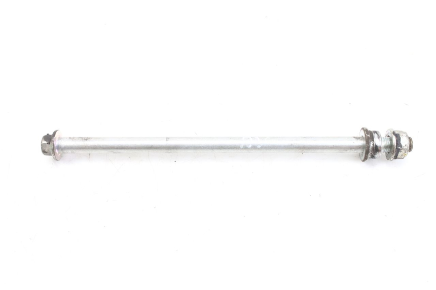 photo de FRONT WHEEL AXLE KYMCO AGILITY NAKED RENOUVO 4T 50 (2018 - 2020)