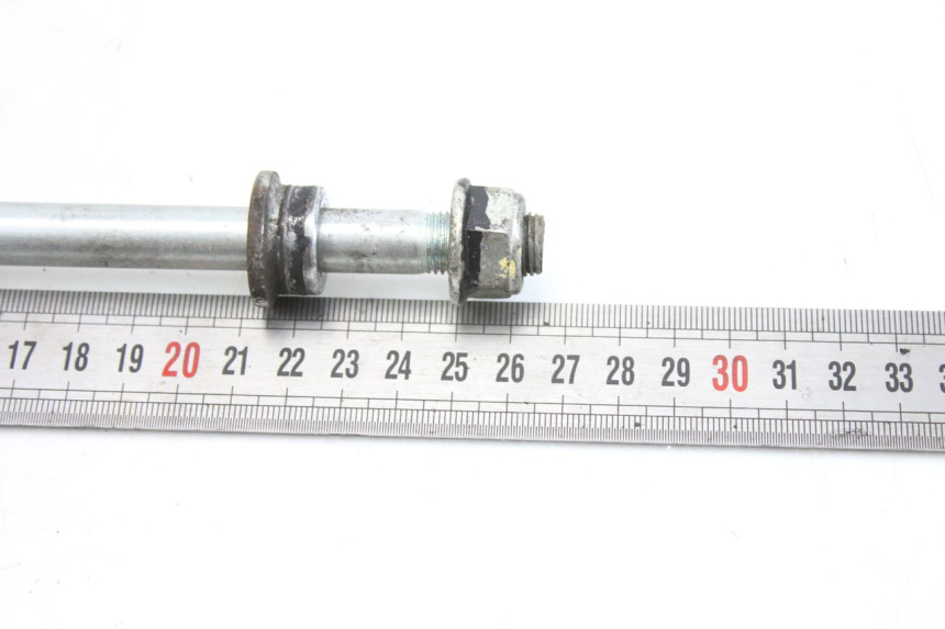 photo de FRONT WHEEL AXLE KYMCO AGILITY NAKED RENOUVO 4T 50 (2018 - 2020)
