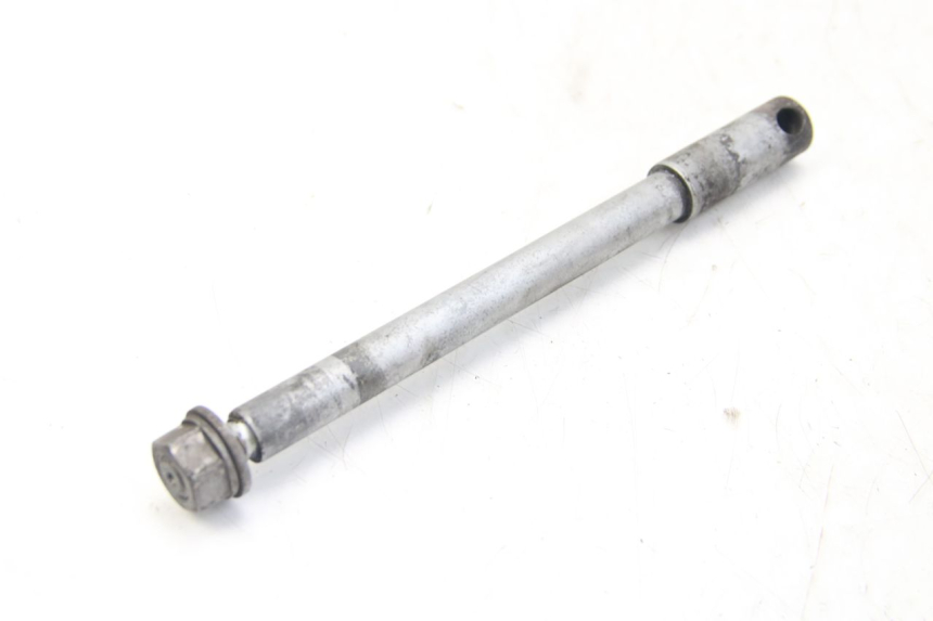 photo de FRONT WHEEL AXLE BMW C1 125 (2000 - 2003)