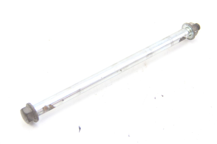 photo de FRONT WHEEL AXLE DERBI BOULEVARD 50 (2009 - 2006)