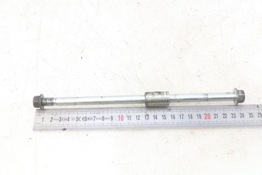 photo de FRONT WHEEL AXLE YAMAHA BW'S EASY 50 (2013 - 2016)