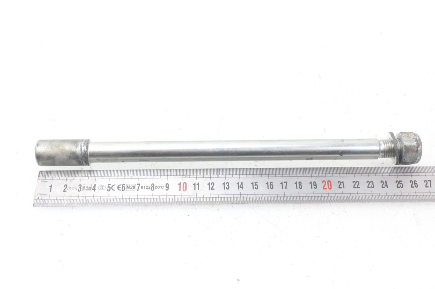 photo de FRONT WHEEL AXLE PEUGEOT CITYSTAR 50 (2013 - 2017)