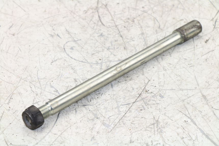 photo de FRONT WHEEL AXLE PEUGEOT CITYSTAR 50 (2013 - 2017)
