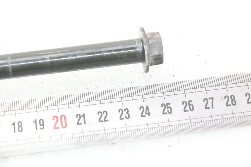 photo de FRONT WHEEL AXLE DAELIM S4 50 (2010 - 2015)