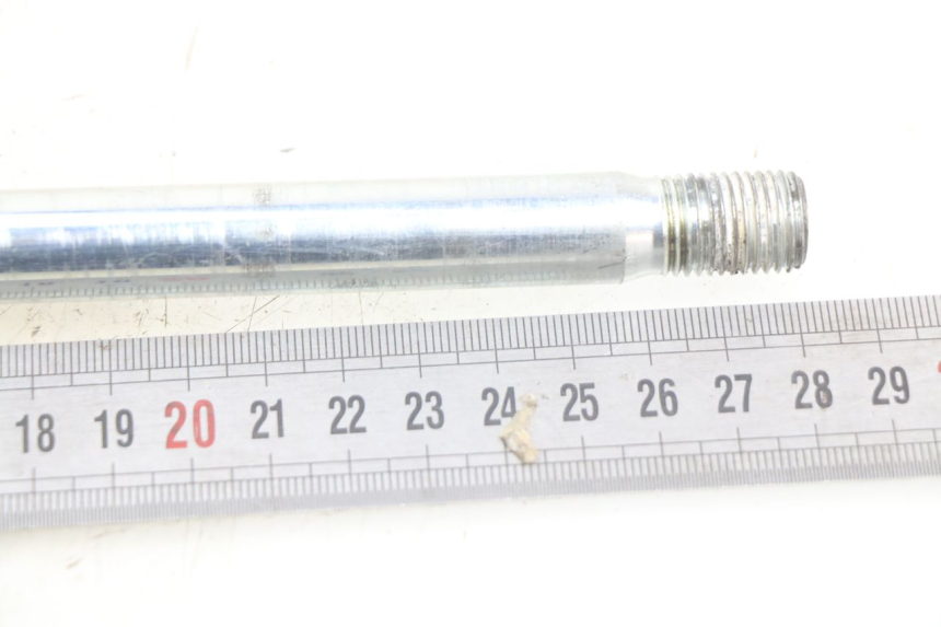 photo de FRONT WHEEL AXLE KYMCO DOWNTOWN ABS 125 (2015 - 2017)