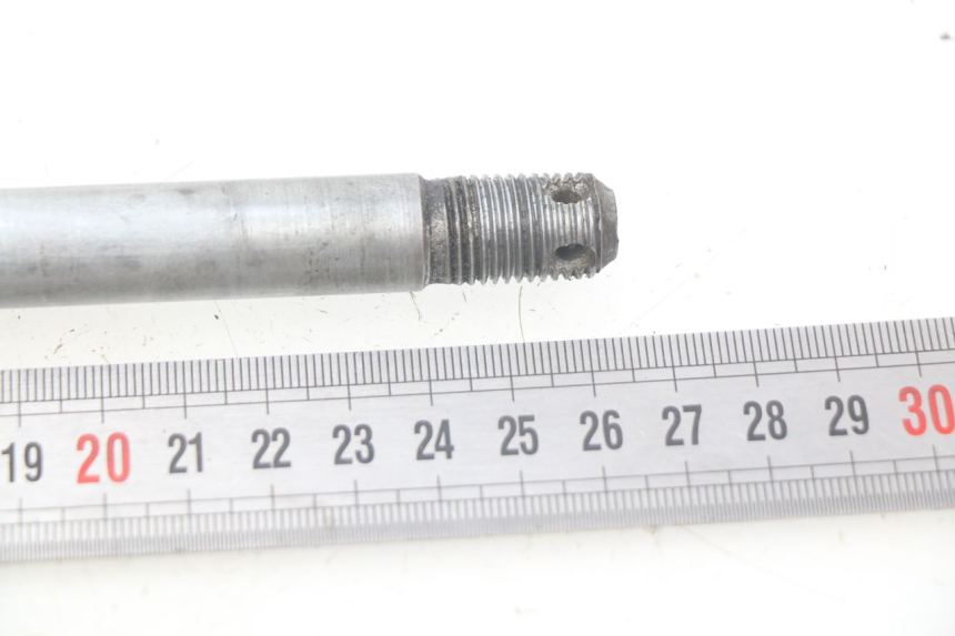 photo de FRONT WHEEL AXLE YAMAHA FJ 3CX 1200 (1986 - 1996)