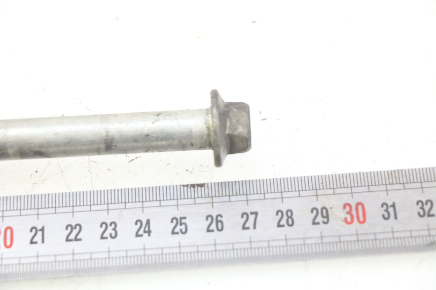 photo de FRONT WHEEL AXLE HONDA FORZA 125 (2015 - 2016)