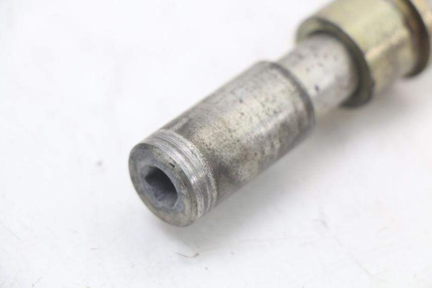 photo de FRONT WHEEL AXLE PEUGEOT GEOPOLIS RS 125 (2007 - 2009)