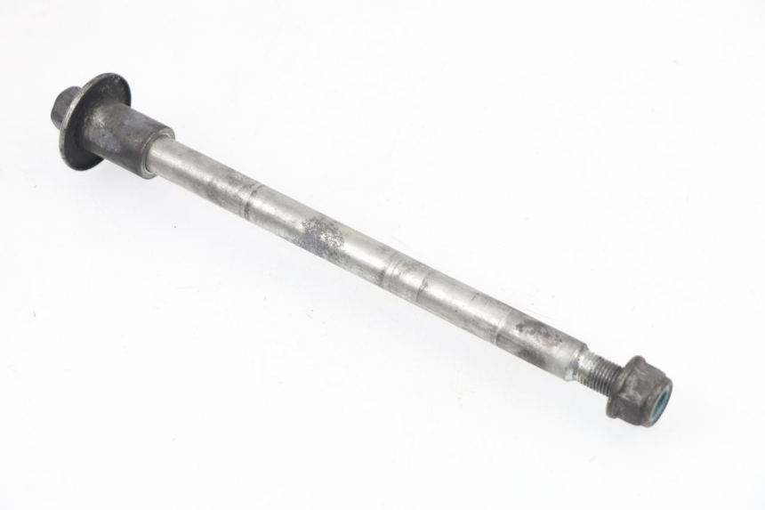photo de FRONT WHEEL AXLE SUZUKI GSX F GSXF 750 (1988 - 1998)