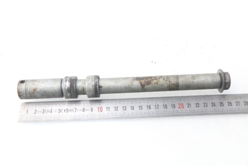 photo de FRONT WHEEL AXLE HONDA NSS EX FORZA 250 (2008 - 2009)