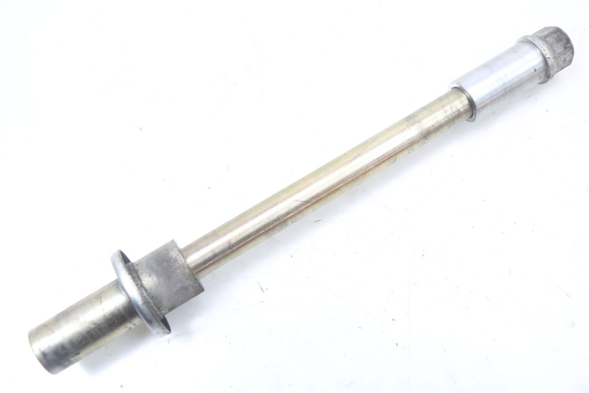 photo de FRONT WHEEL AXLE HYOSUNG GTR 125 (2006 - 2008)