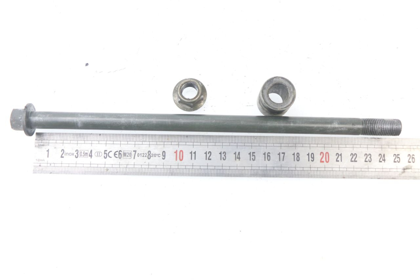 photo de FRONT WHEEL AXLE JONWAY JS 120 125 (2008 - 2012)