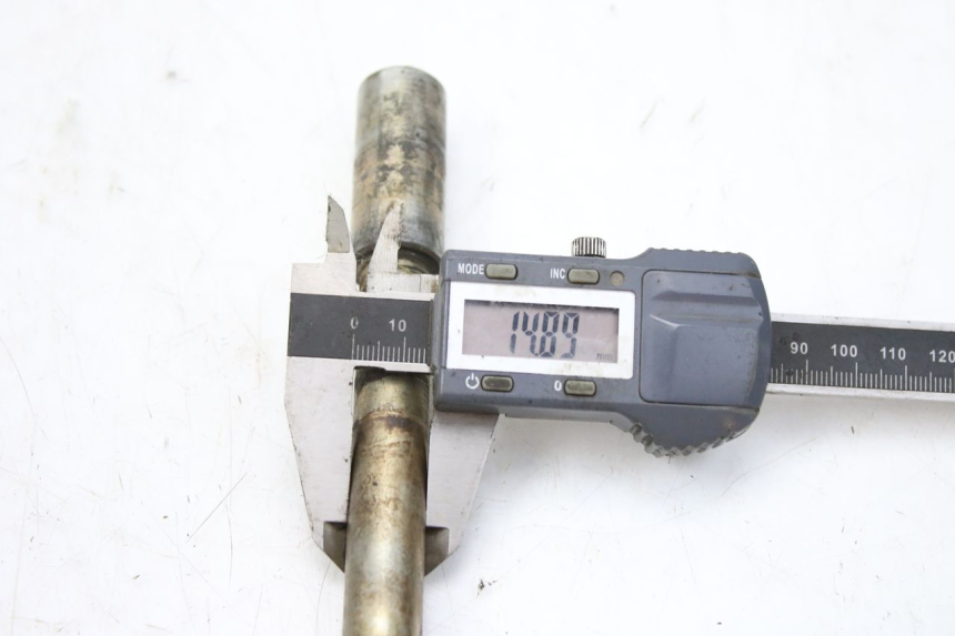 photo de FRONT WHEEL AXLE KEEWAY TX 50 (2008 - 2015)