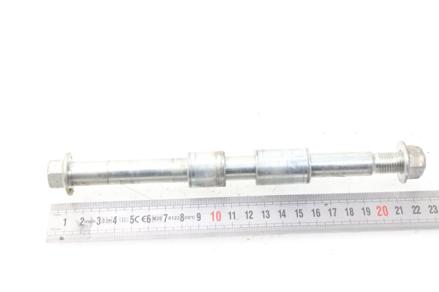 photo de FRONT WHEEL AXLE YCF LITE F 125