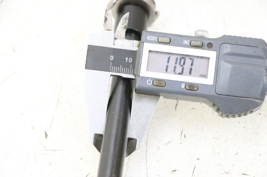 photo de FRONT WHEEL AXLE DUALTRON MINI SPECIAL 1