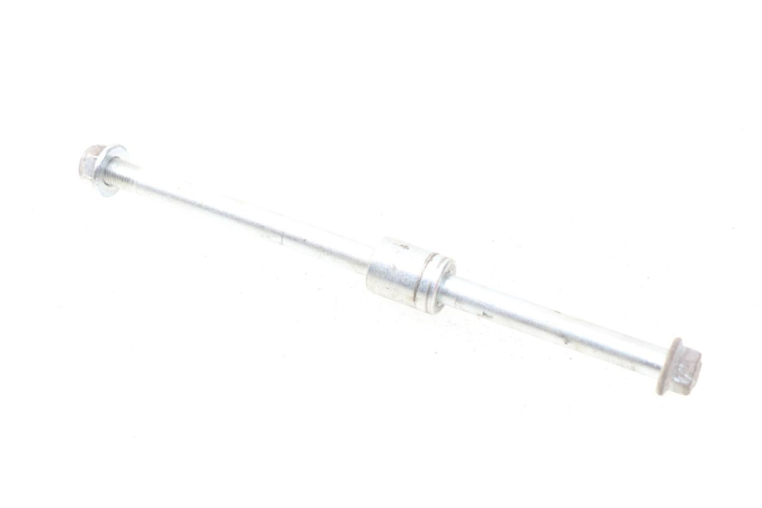 photo de FRONT WHEEL AXLE YAMASAKI MSX 50 (2013 - 2022)