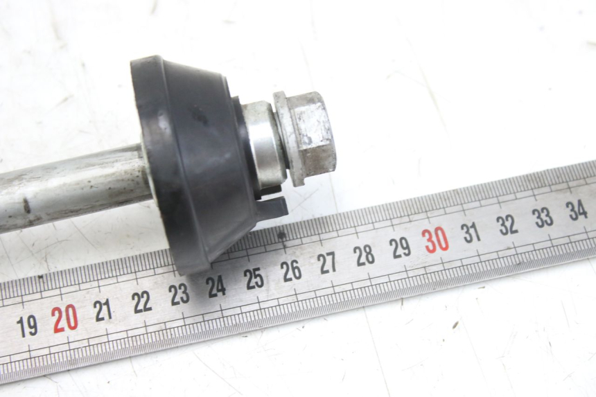 photo de FRONT WHEEL AXLE PIAGGIO NEW TYPHOON 50 (2018 - 2021)