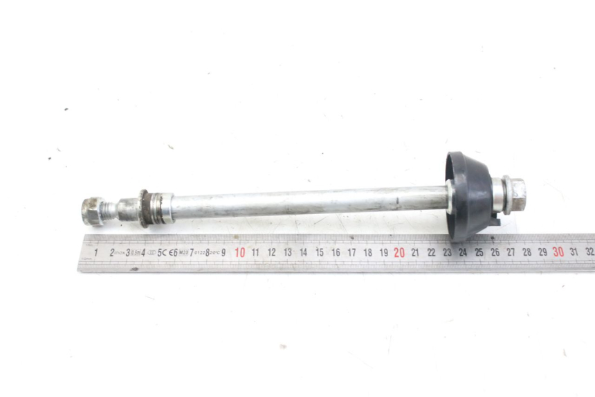 photo de FRONT WHEEL AXLE PIAGGIO NEW TYPHOON 50 (2018 - 2021)