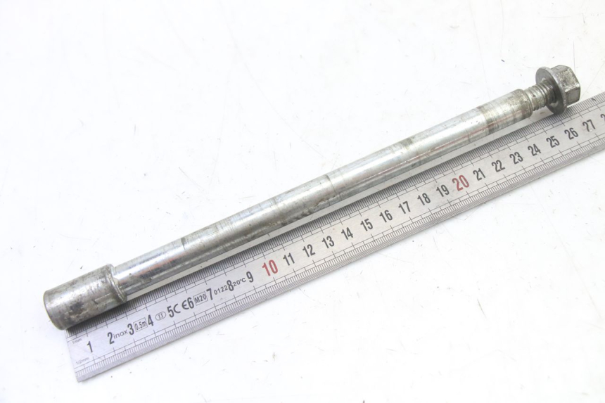 photo de FRONT WHEEL AXLE GILERA NEXUS 125 (2009 - 2013)