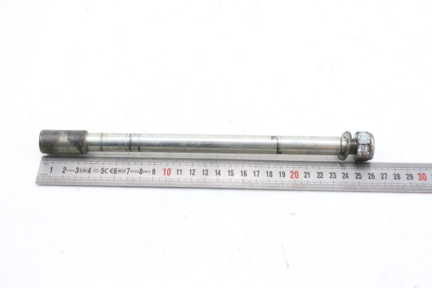 photo de FRONT WHEEL AXLE PEUGEOT CITYSTAR 50 (2013 - 2017)