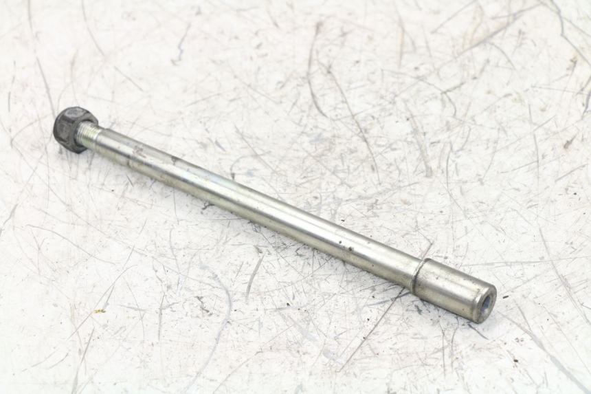 photo de FRONT WHEEL AXLE PEUGEOT CITYSTAR 50 (2013 - 2017)