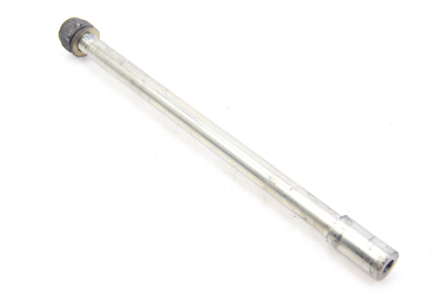 photo de FRONT WHEEL AXLE PEUGEOT SATELIS 125 (2006 - 2009)