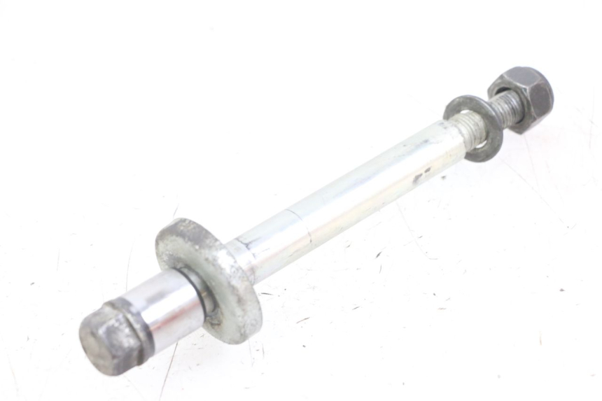 photo de FRONT WHEEL AXLE PEUGEOT SPEEDFIGHT 100 (1997 - 2007)