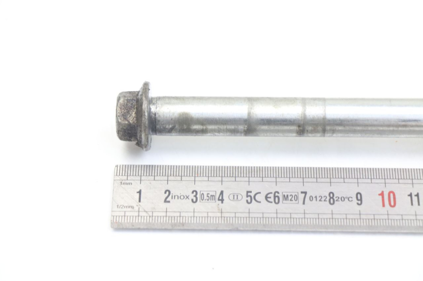 photo de FRONT WHEEL AXLE PEUGEOT VIVACITY 125 (2010 - 2017)
