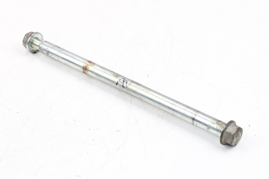 photo de FRONT WHEEL AXLE PIAGGIO FLY 2T 50 (2004 - 2017)