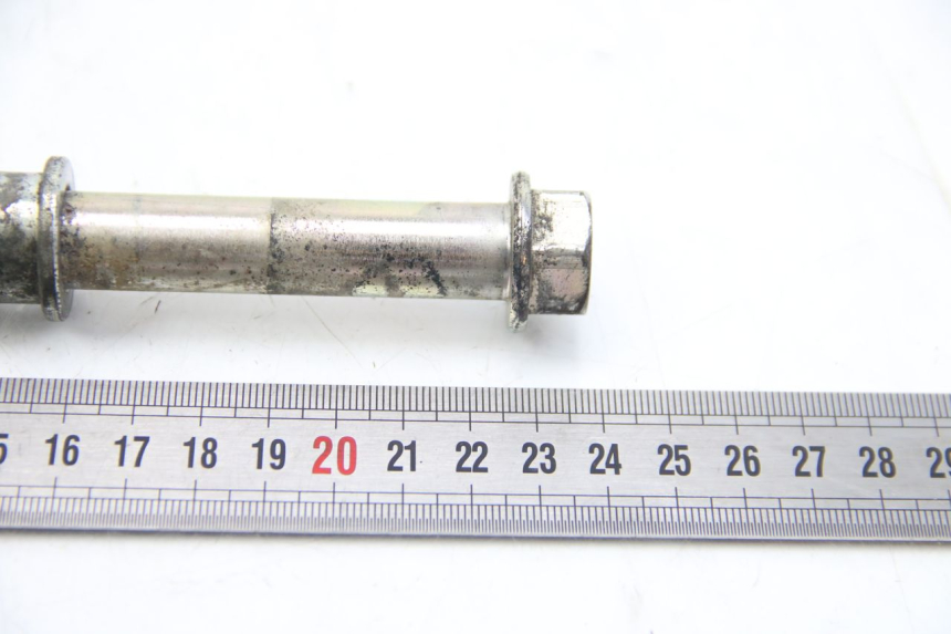 photo de FRONT WHEEL AXLE PIAGGIO LIBERTY IGET 4T 50 (2015 - 2020)