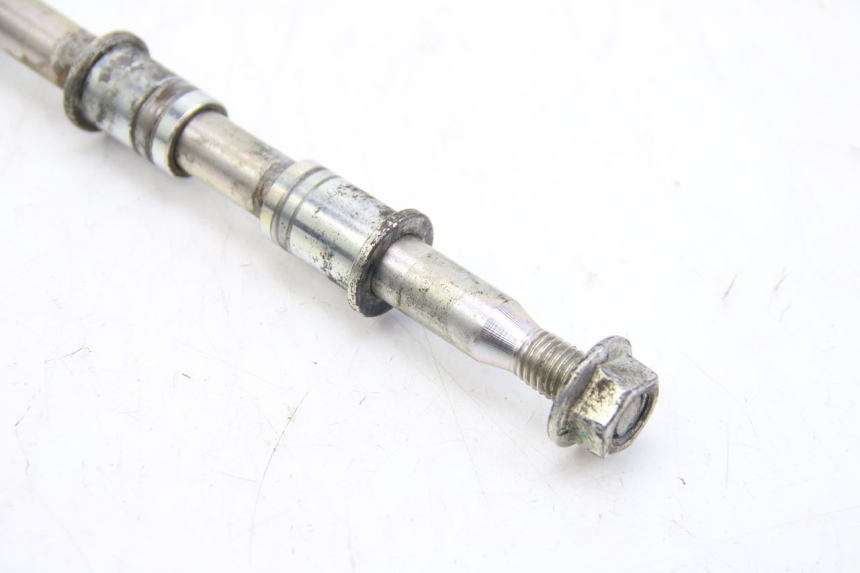 photo de FRONT WHEEL AXLE PIAGGIO LIBERTY IGET 4T 50 (2015 - 2020)
